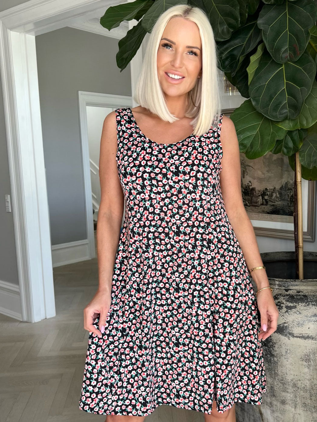 Maj Small Flower - Sød elastisk sommerkjole i blomsterprint